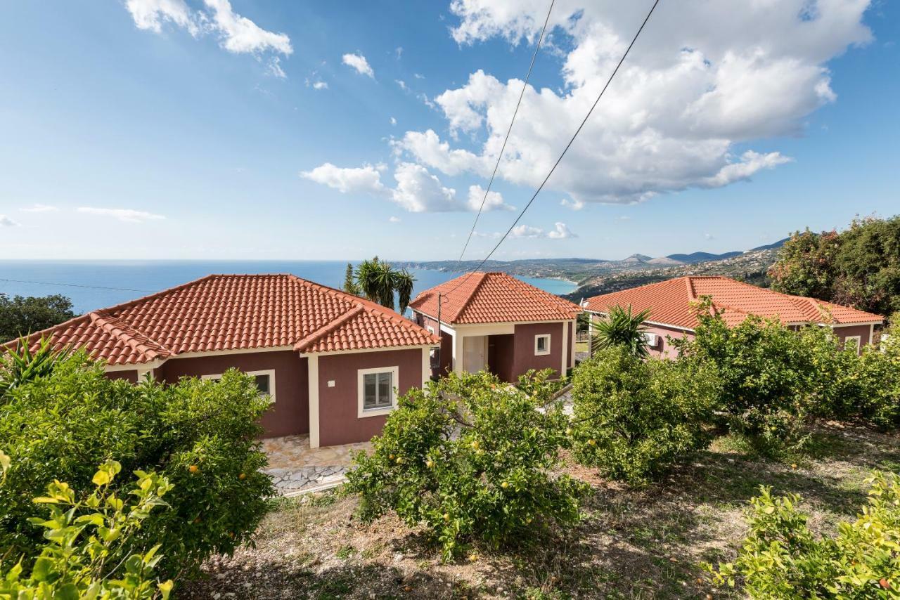 Lorraine'S Apartments Close To Lourdas Beach Лурдата Экстерьер фото